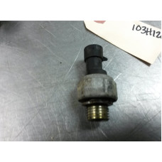 103H120 Engine Oil Pressure Sensor For 04-05 Chevrolet Aveo  1.6